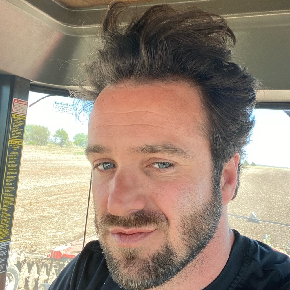 Meet your Posher, Kyle